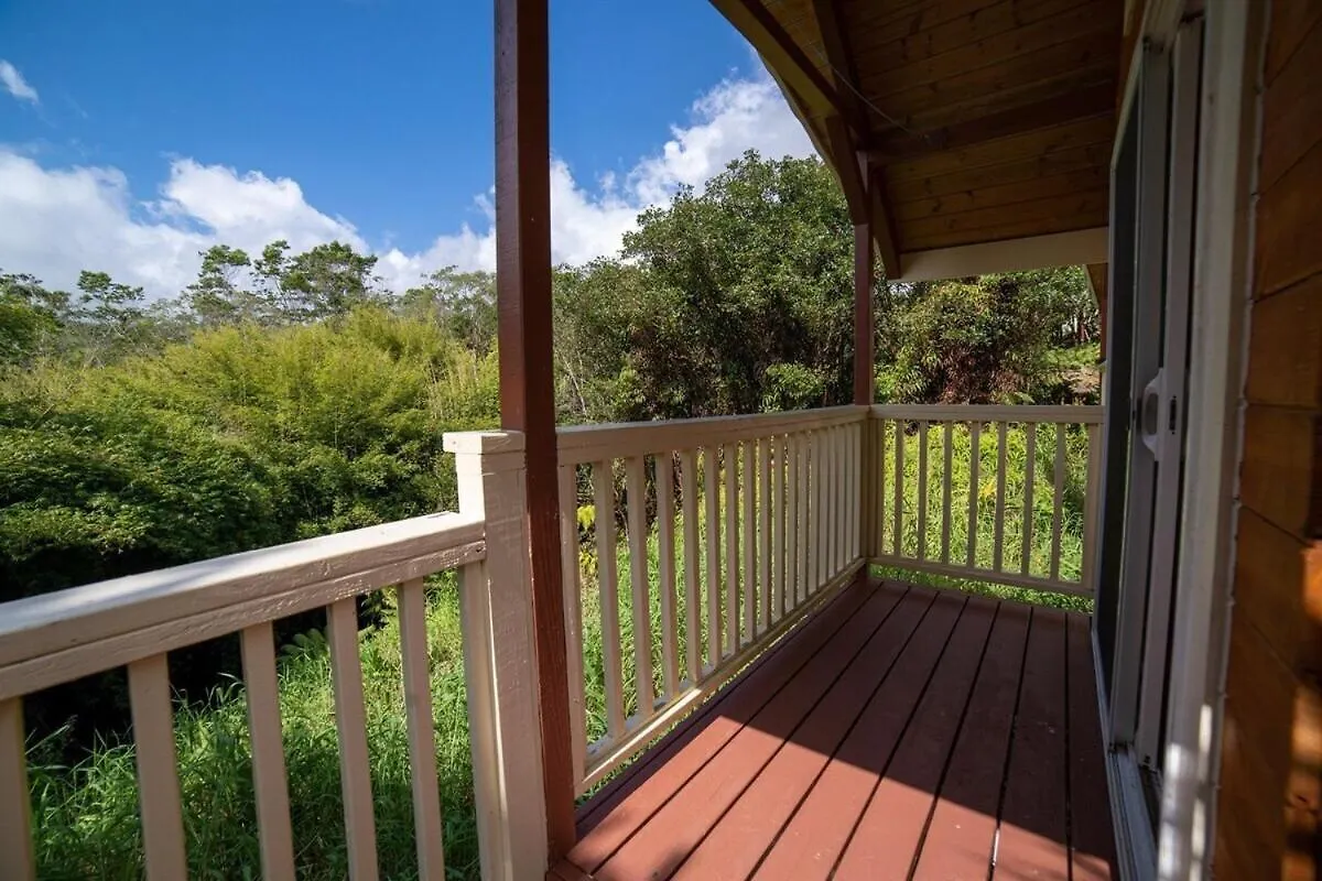 Kikala Waterfall Lodge Hilo