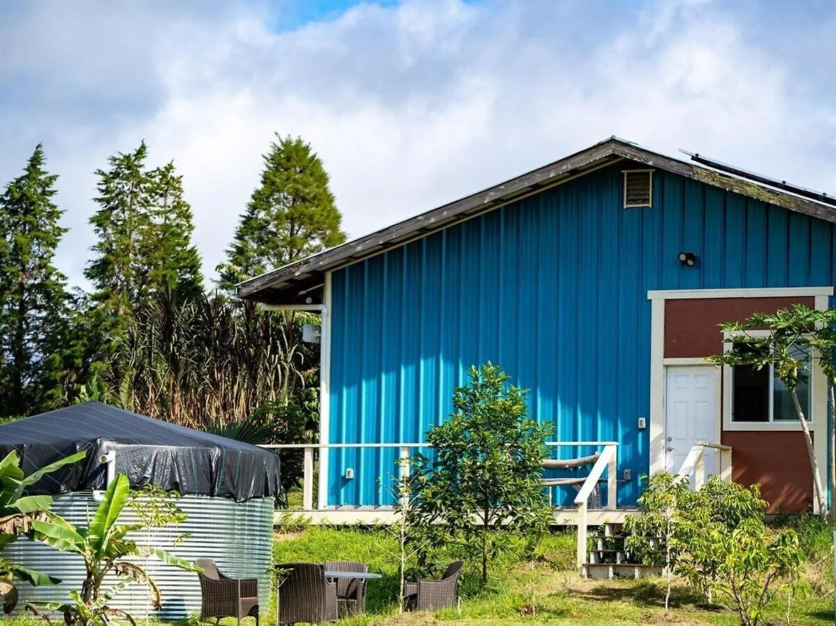 Kikala Waterfall Lodge 힐로